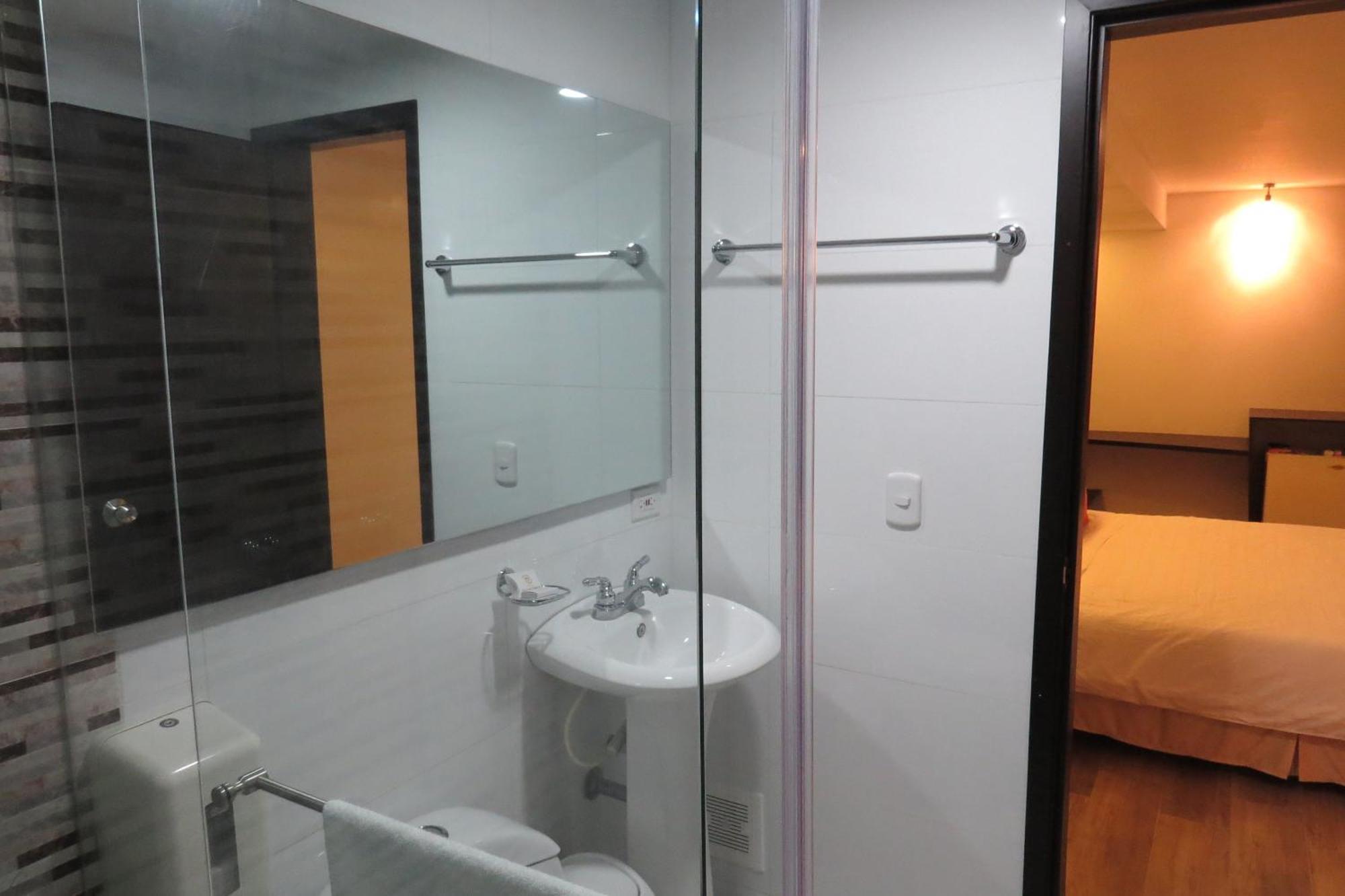 Hotel León Dorado Bucaramanga Habitación foto